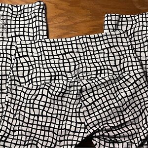 Black and White Grid Pattern Pants